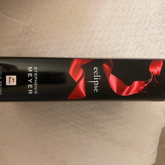Eclipse Twilight book by Stephanie Meyer - Picture 3 of 4